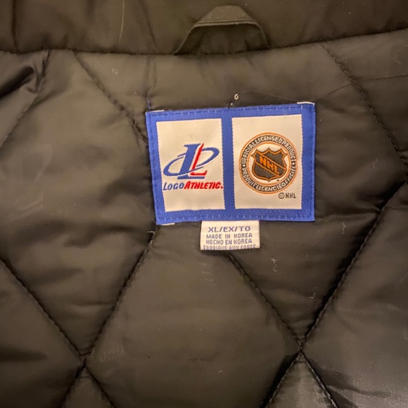 Vintage Pittsburgh Penguins Winter Jacket - Picture 6 of 7